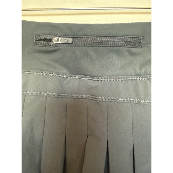 Crz Yoga Pleated Tennis Skirt Skort Size L Golfcore Pickleball Outdoor Navy Prep - Picture 9 of 13